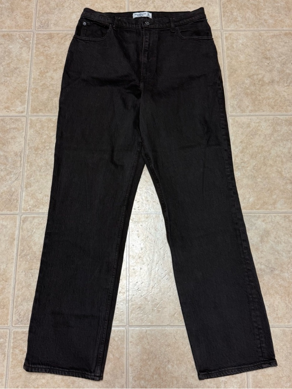 Abercrombie & Fitch High-Rise Straight Jeans in Brown - Picture 2 of 4